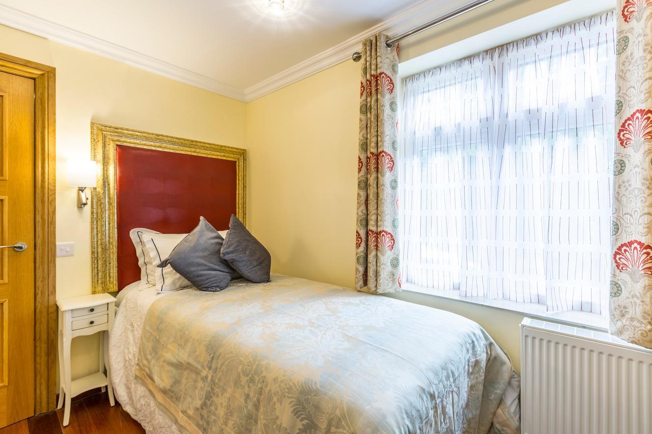 Linton Hotel Luton 루턴 외부 사진